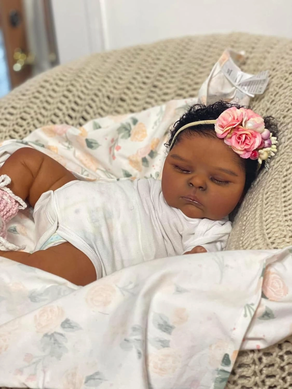 20-Inch Lifelike Reborn Baby Dolls Girls Reborn Doll Soft Body Realistic Sleeping Newborn Eyes Closed Real Life Baby Dolls Gift Box Toys for Kids Age 3 