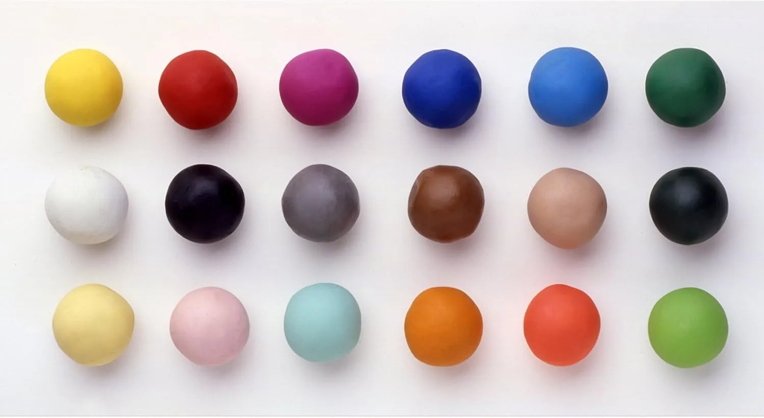 228051 Oil Based Modeling Clay Set, 4 Assorted Colors (Pack of 5)