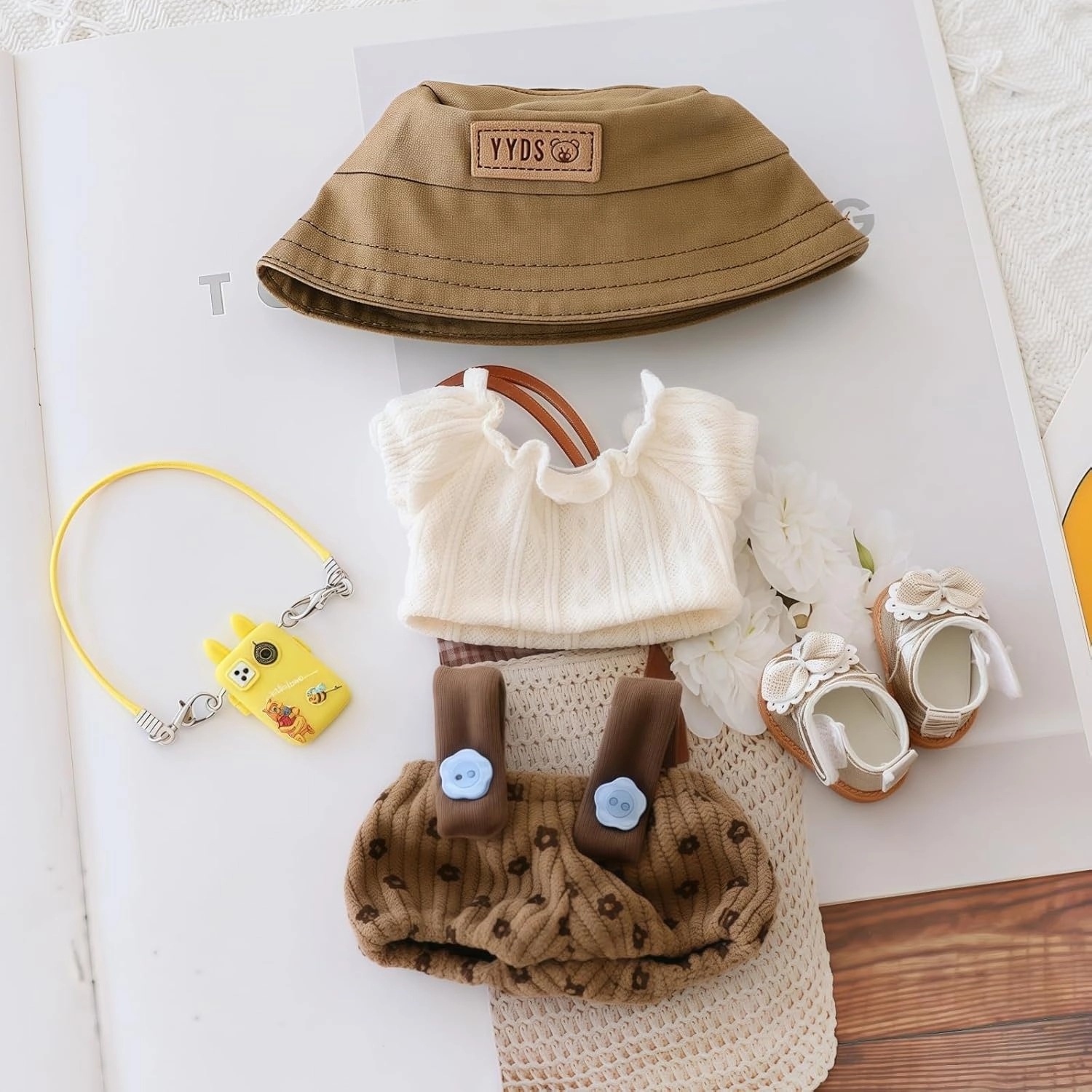 Clothes for Dolls Accessories (No Doll), Cute Outfit Set 5 Pieces Bib Pants for 15 & 17cm Doll Suit, Stylish Dress Up Overalls Doll Clothing Set Replacement with Hat Clothes Shoes Brown