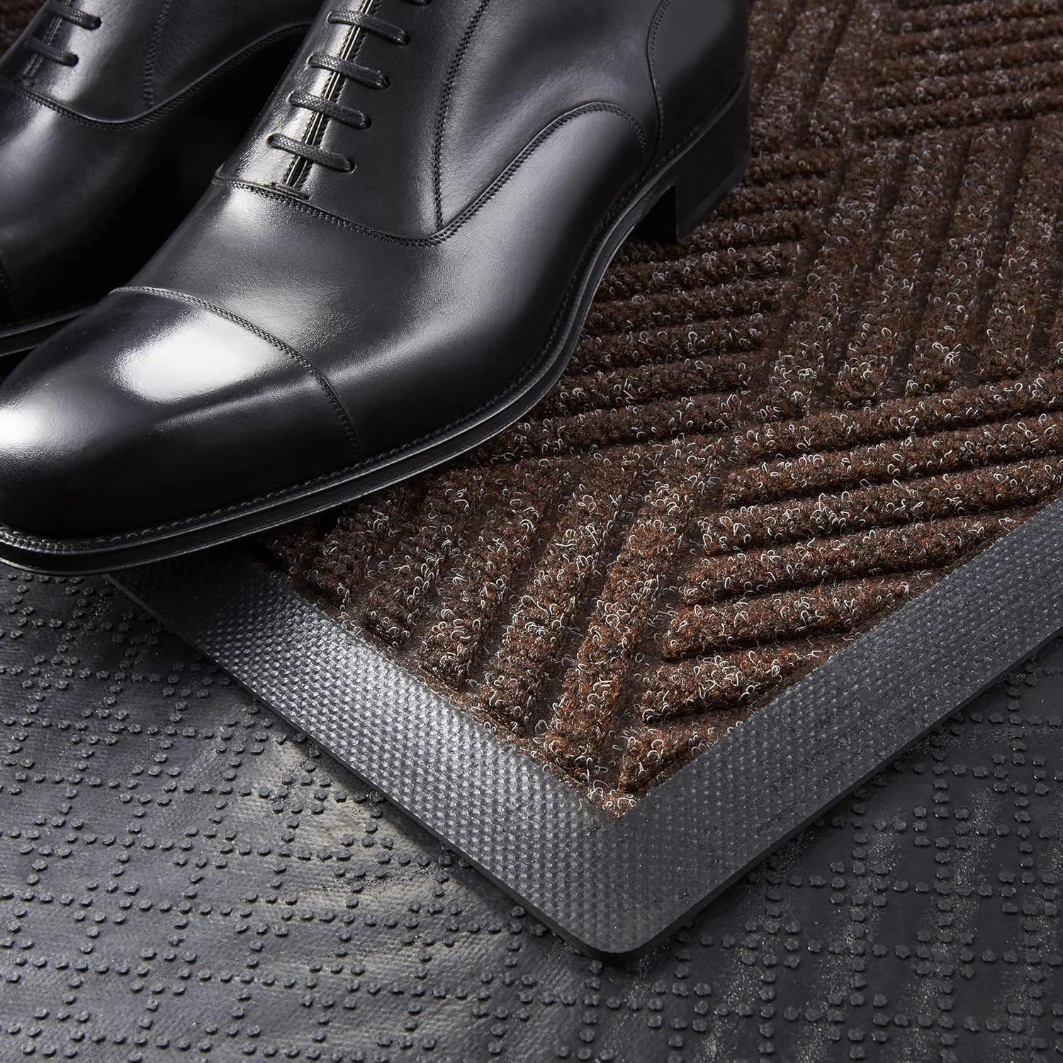 Consolidated Plastics Aquasorb Premiere Entrance Floor Mat with Non-Slip Rubber Backing, Absorbs Water, 30 Oz Heavy Duty Carpet Rug Commercial Grade (24" x 35", Brown)