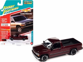 Johnny Lightning - 2002 Chevrolet Silverado