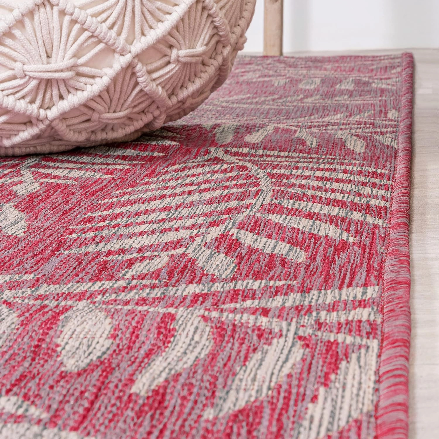 JONATHAN Y SMB119F-210 Nevis Palm Frond Indoor Outdoor Area Rug, Coastal Casual Country & Floral Easy Cleaning,Bedroom,Kitchen,Backyard,Patio,Non Shedding, Fuchsia/Light Gray, 2 X 10