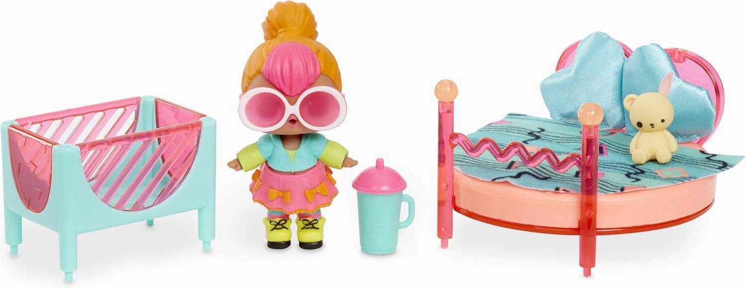 L.O.L. Surprise! Furniture Bedroom with Neon Q.T. & 10  Surprises, Multicolor