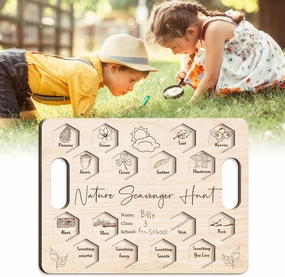 Nature Scavenger Hunt Board for Kids, Outdoor Scavenger Hunt Games for Kids, Forest School Homeschool Preschool Montessori Wooden Game Tray, Nature Treasure Hunt Game for Friend and Family