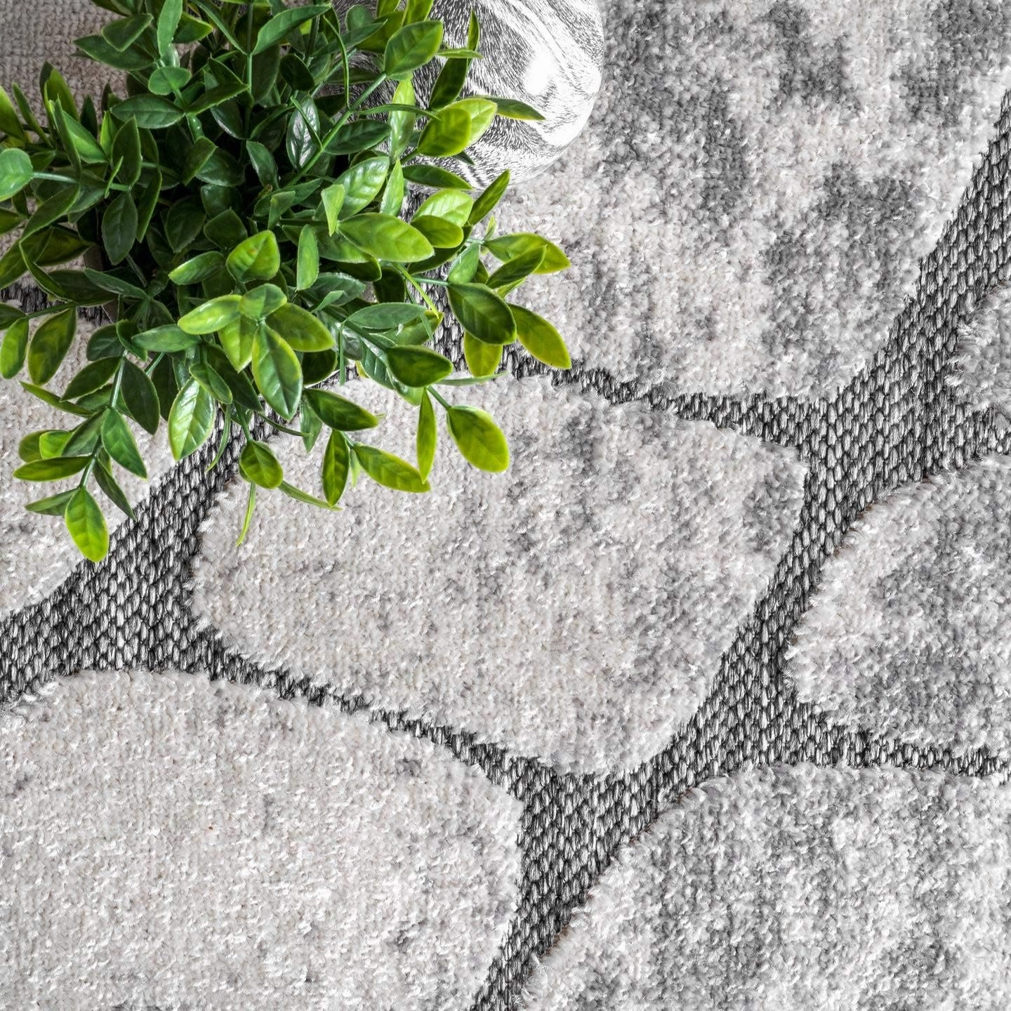 nuLOOM Jaycee Textured Stone Indoor/Outdoor Area Rug, 7x9, Grey