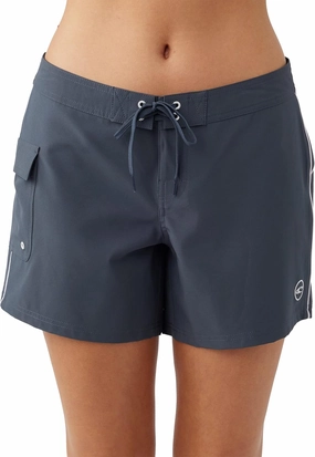 O'NEILL Women's 5 Inch Boardshorts - Stretchy Swim Shorts for Women - Beach Shorts for Swimming and Surfing