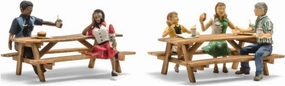 Outdoor Dining (5 Figures & 2 Picnic Tables) HO Scale Woodland Scenics