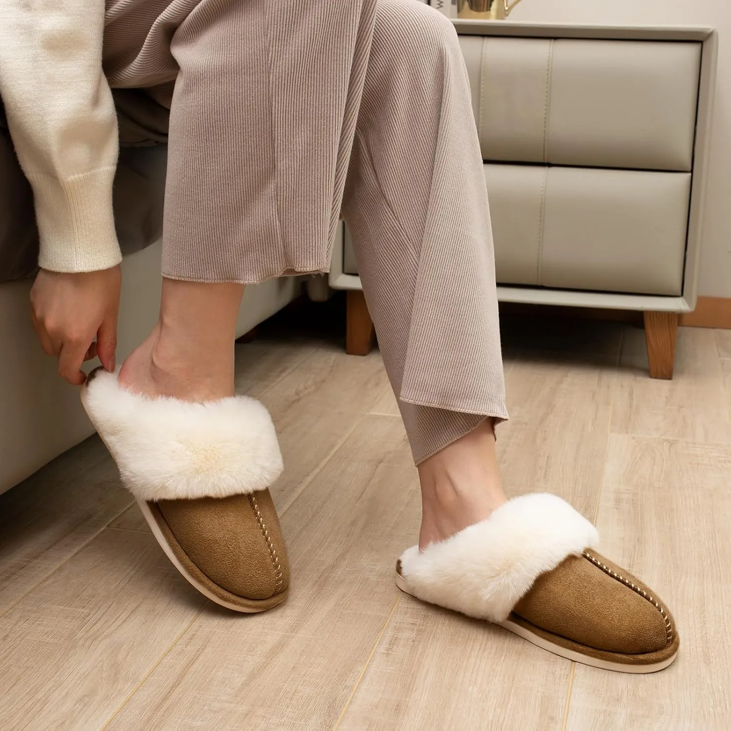 Parlovable Women Slippers with Memory Foam, Fuzzy Warm Bedroom House Shoes, Fluffy Winter Indoor Outdoor Anti-Skid Sole