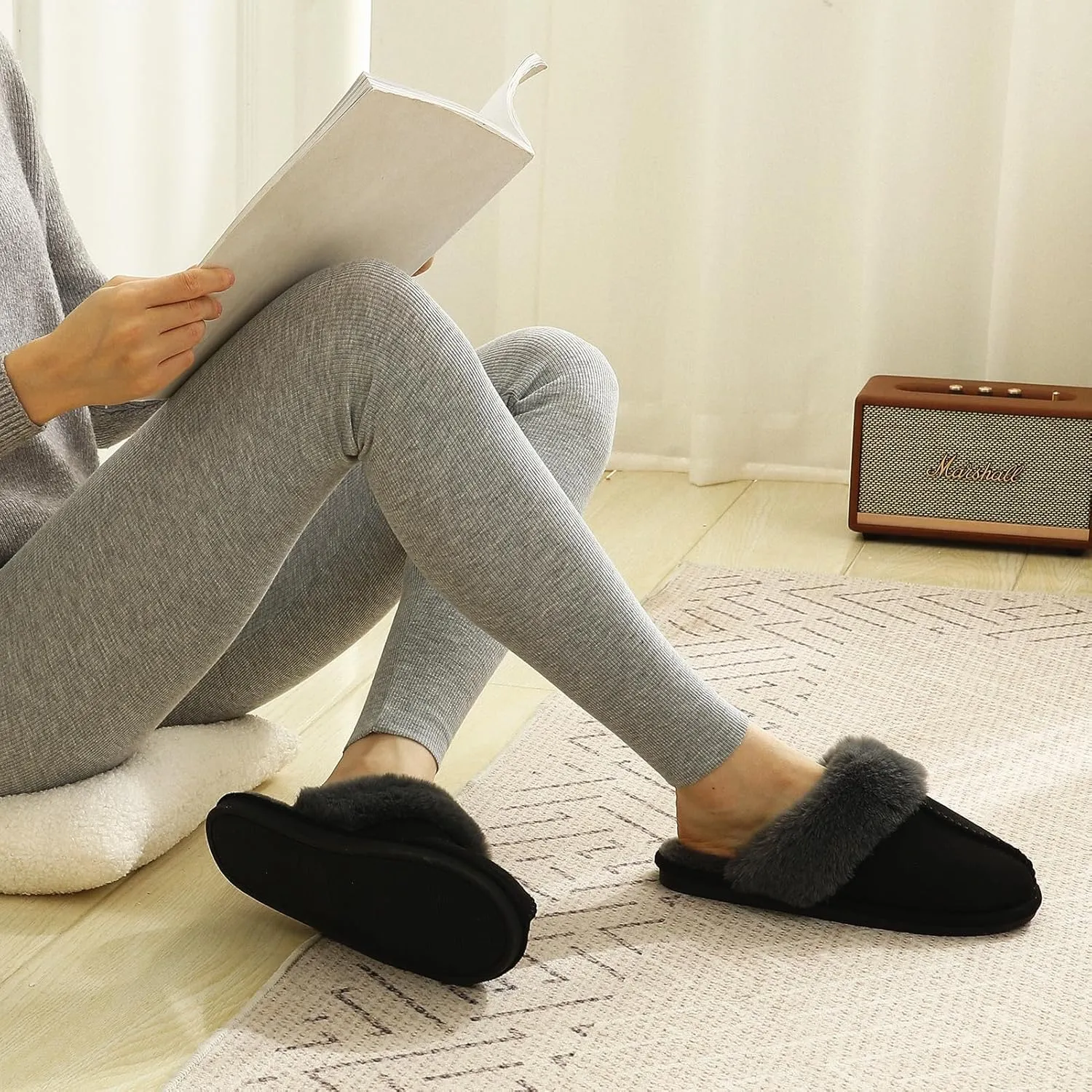 Parlovable Women Slippers with Memory Foam, Fuzzy Warm Bedroom House Shoes, Fluffy Winter Indoor Outdoor Anti-Skid Sole