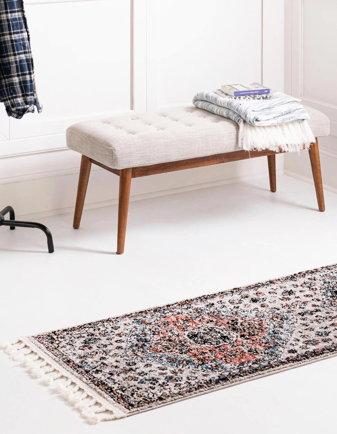 Rugs.com Aramis Collection Rug – 6 Ft Runner Gray Medium Rug Perfect for Hallways, Entryways