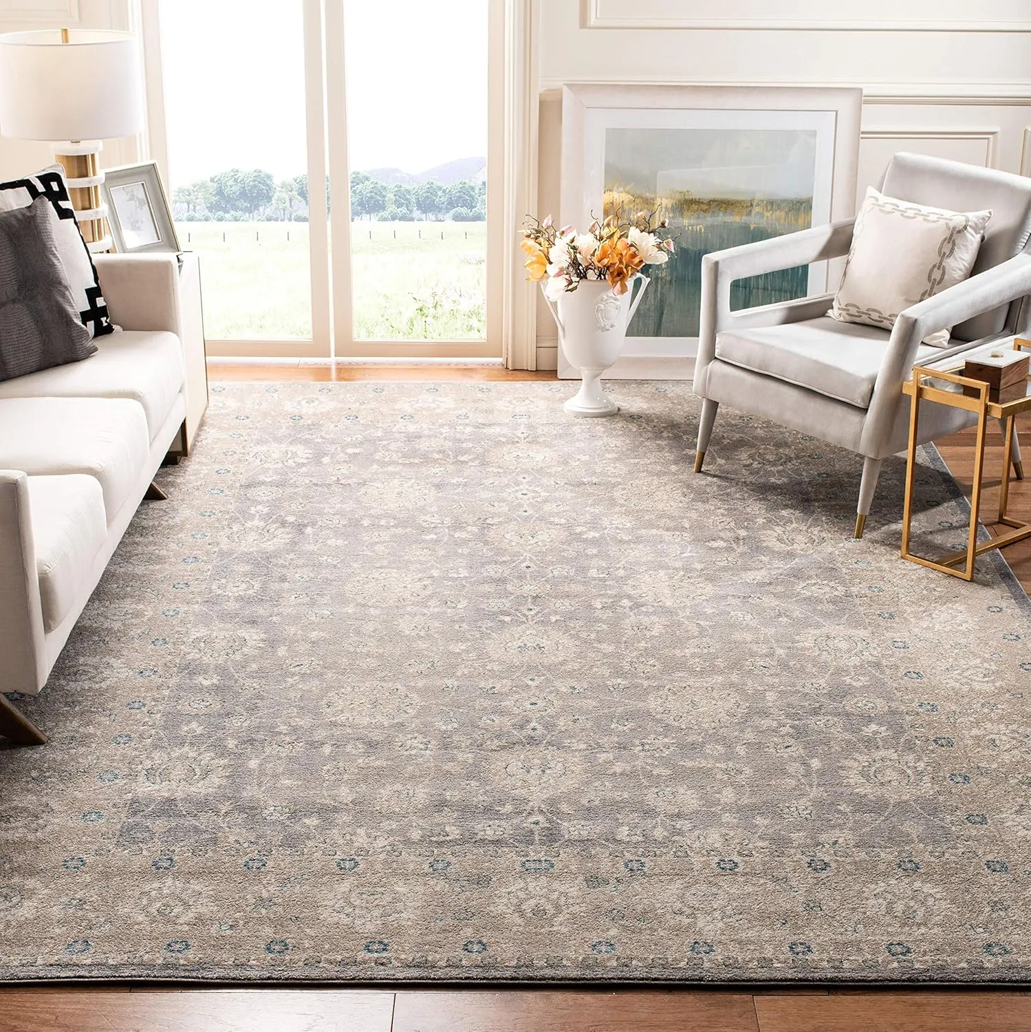 SAFAVIEH Sofia Collection Area Rug - 9' x 12', Light Grey & Beige, Vintage Oriental Distressed Design, Non-Shedding & Easy Care, Ideal for High Traffic Areas in Living Room, Bedroom (SOF330B)