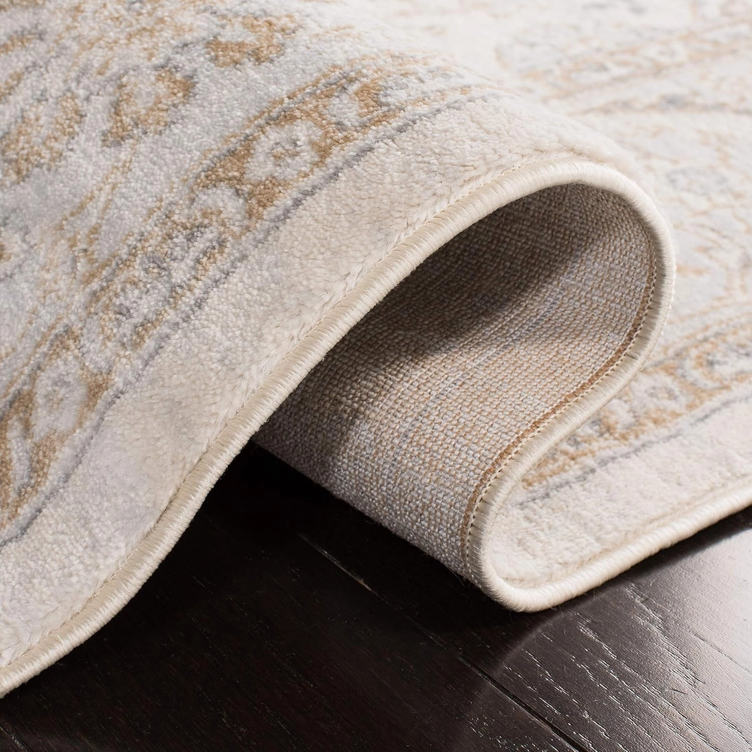 SAFAVIEH Area Rug 8x10 - Isabella Collection - Large - Cream & Beige, Oriental Design, Non-Shedding & Easy Cleaning, Ideal for Living Room, Bedroom, Office, Dining Space (ISA912A)