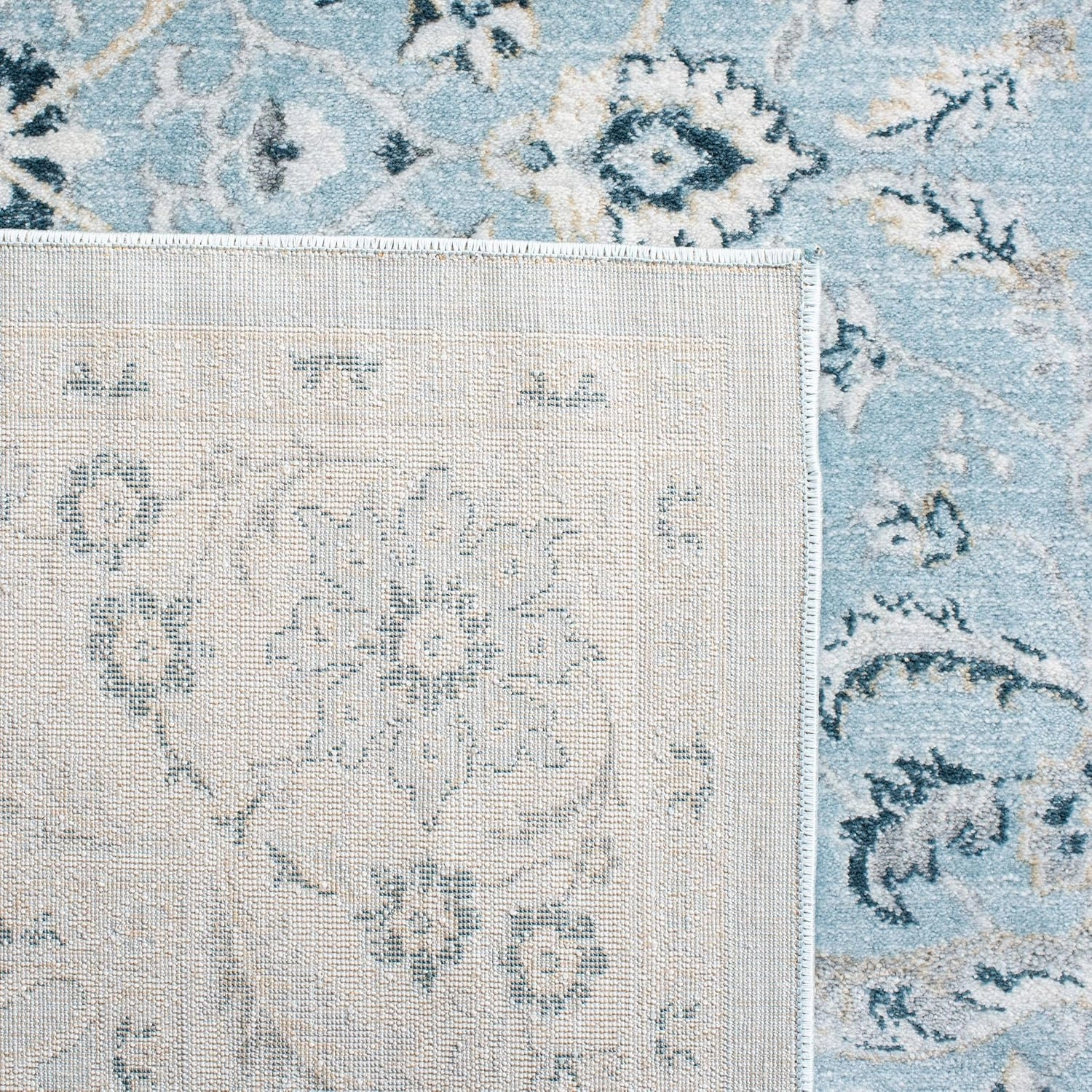SAFAVIEH Area Rug 8x10 - Isabella Collection - Large - Light Blue & Cream, Oriental Design, Non-Shedding & Easy Cleaning, Ideal for Living Room, Bedroom, Office, Dining Space (ISA912M)