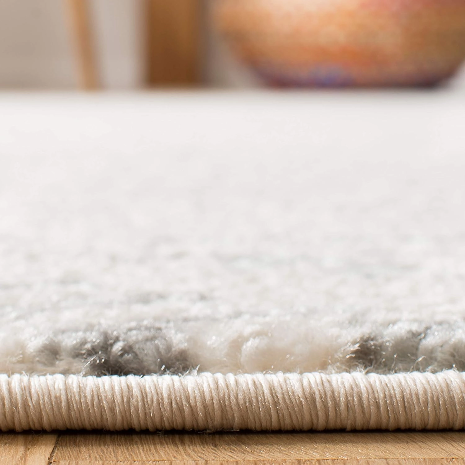 SAFAVIEH Area Rug 8x10 - Tulum Collection - Large - Ivory & Grey, Moroccan Boho Tribal Design, Non-Shedding & Easy Cleaning, Ideal for Living Room, Bedroom, Office, Dining Space (TUL272A)