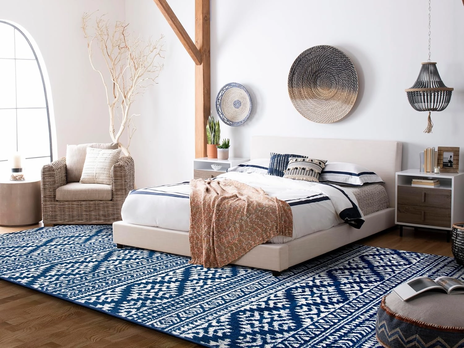 SAFAVIEH Area Rug 8x10 - Tulum Collection - Large - Navy & Ivory, Moroccan Boho Tribal Design, Non-Shedding & Easy Cleaning, Ideal for Living Room, Bedroom, Office, Dining Space (TUL272N)
