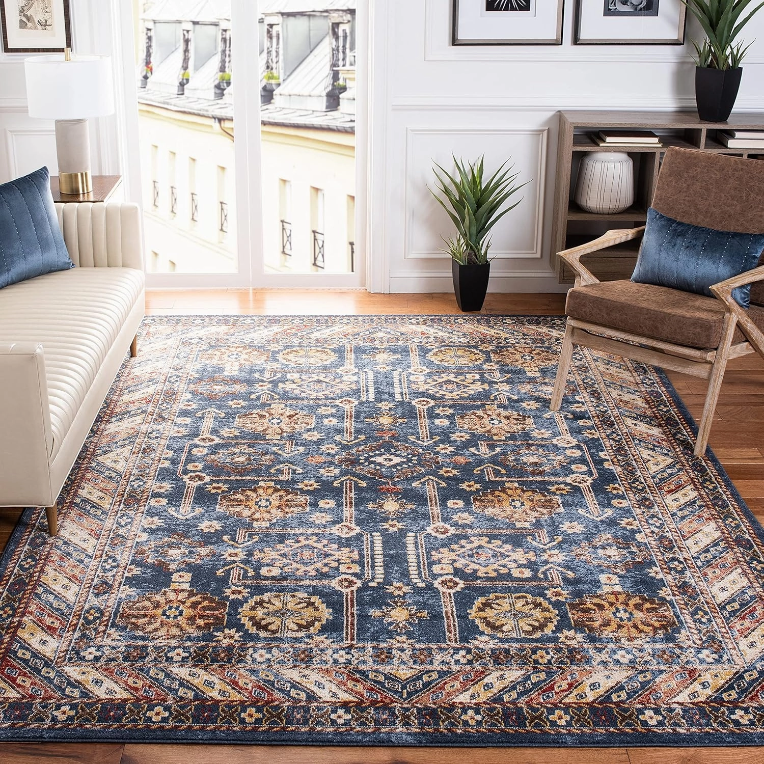 SAFAVIEH Bijar Collection Area Rug - 8' x 10', Ivory & Brown, Traditional Oriental Distressed Design, Non-Shedding & Easy Care, Ideal for High Traffic Areas in Living Room, Bedroom (BIJ653A)
