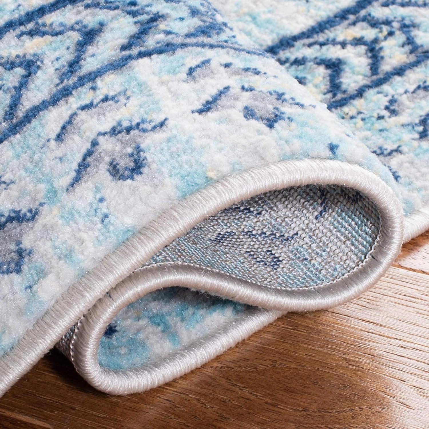 SAFAVIEH Brentwood Collection 8' x 10' Ivory / Aqua BNT899A Traditional Oriental Distressed Non-Shedding Living Room Bedroom Dining Home Office Area Rug
