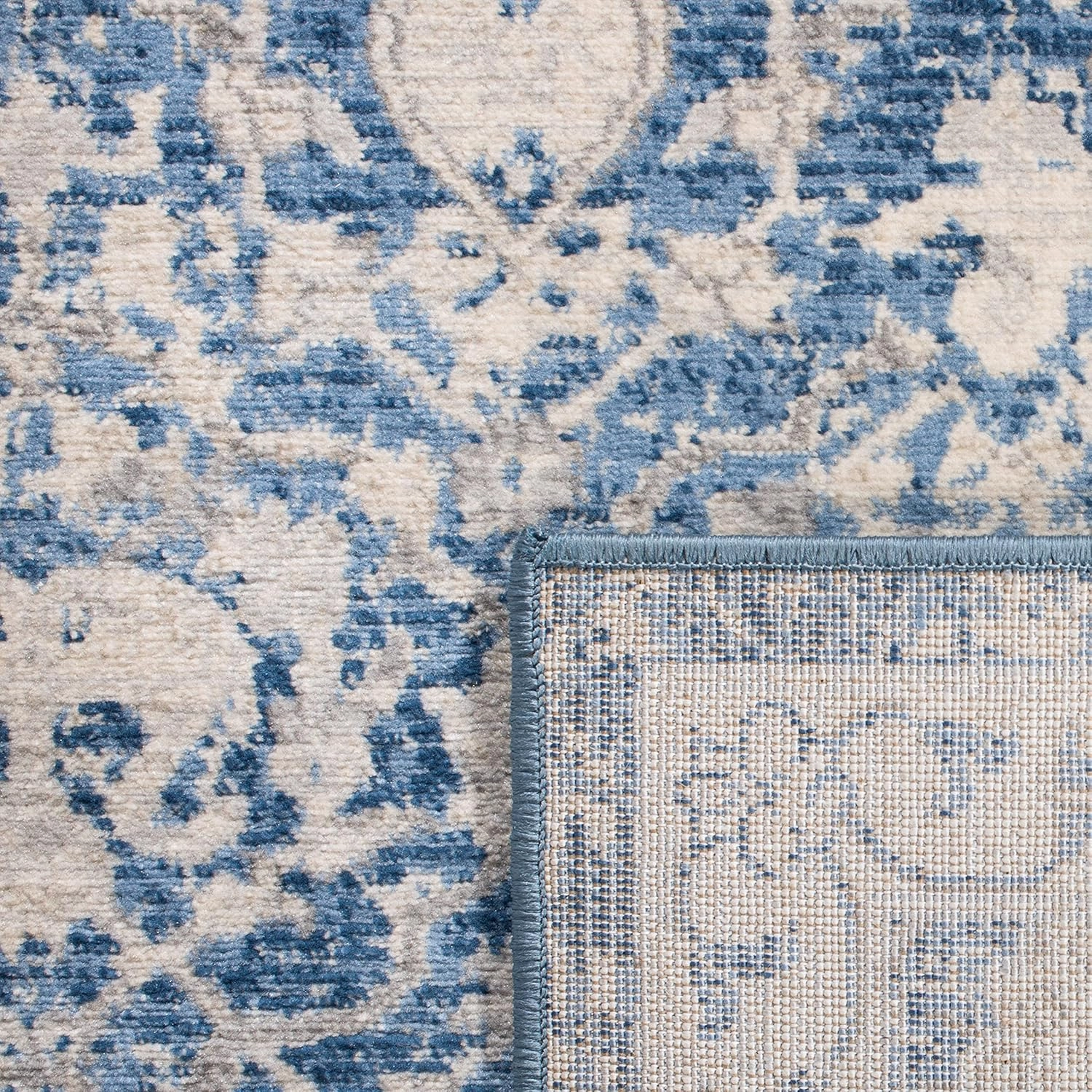 SAFAVIEH Brentwood Collection Area Rug - 5' Square, Navy & Creme, Floral Distressed Design, Non-Shedding & Easy Care, Ideal for High Traffic Areas in Living Room, Bedroom (BNT896N)