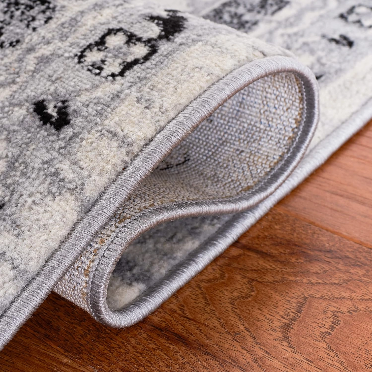 Safavieh Brentwood Collection Area Rug - 9' x 12', Grey & Black, Oriental Medallion Design, Non-Shedding & Easy Care, Ideal for High Traffic Areas in Living Room, Bedroom (BNT885F)