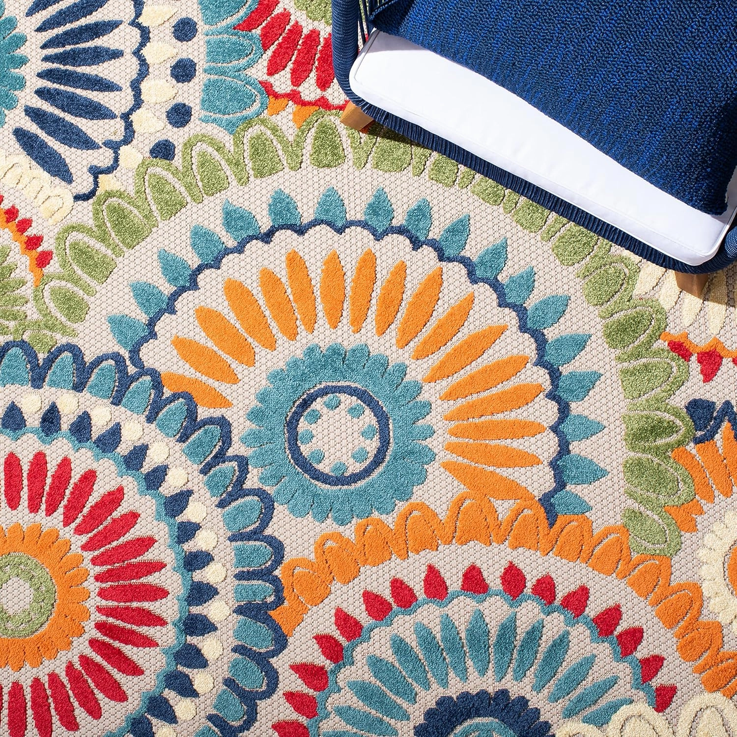 SAFAVIEH Cabana Collection 2'2" x 7' Blue/Ivory CBN382M Boho Medallion Indoor/ Outdoor Non-Shedding Easy Cleaning Patio Backyard Porch Deck Mudroom Runner Rug