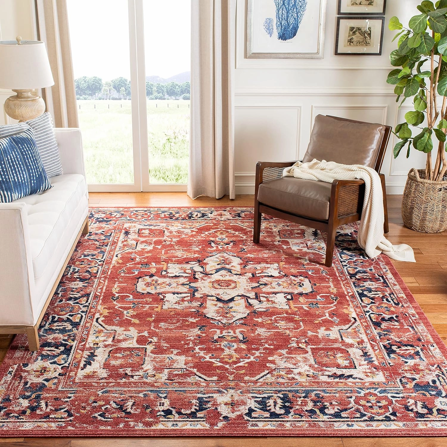 SAFAVIEH Charleston Collection Area Rug - 8' x 10', Red & Ivory, Oriental Distressed Design, Non-Shedding & Easy Care, Ideal for High Traffic Areas in Living Room, Bedroom (CHL411Q)