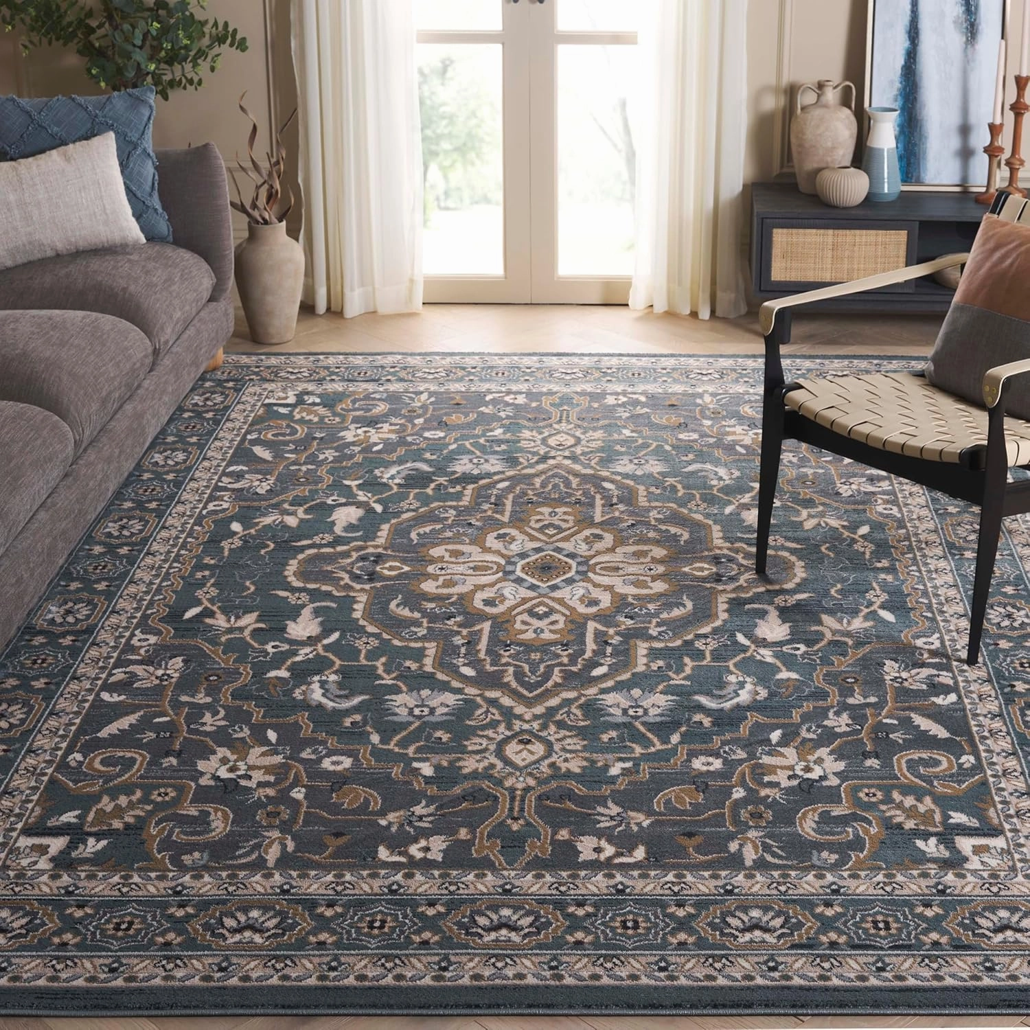 SAFAVIEH Lyndhurst Collection Area Rug - 8' x 10', Teal & Grey, Traditional Oriental Design, Non-Shedding & Easy Care, Ideal for High Traffic Areas in Living Room, Bedroom (LNH338A)