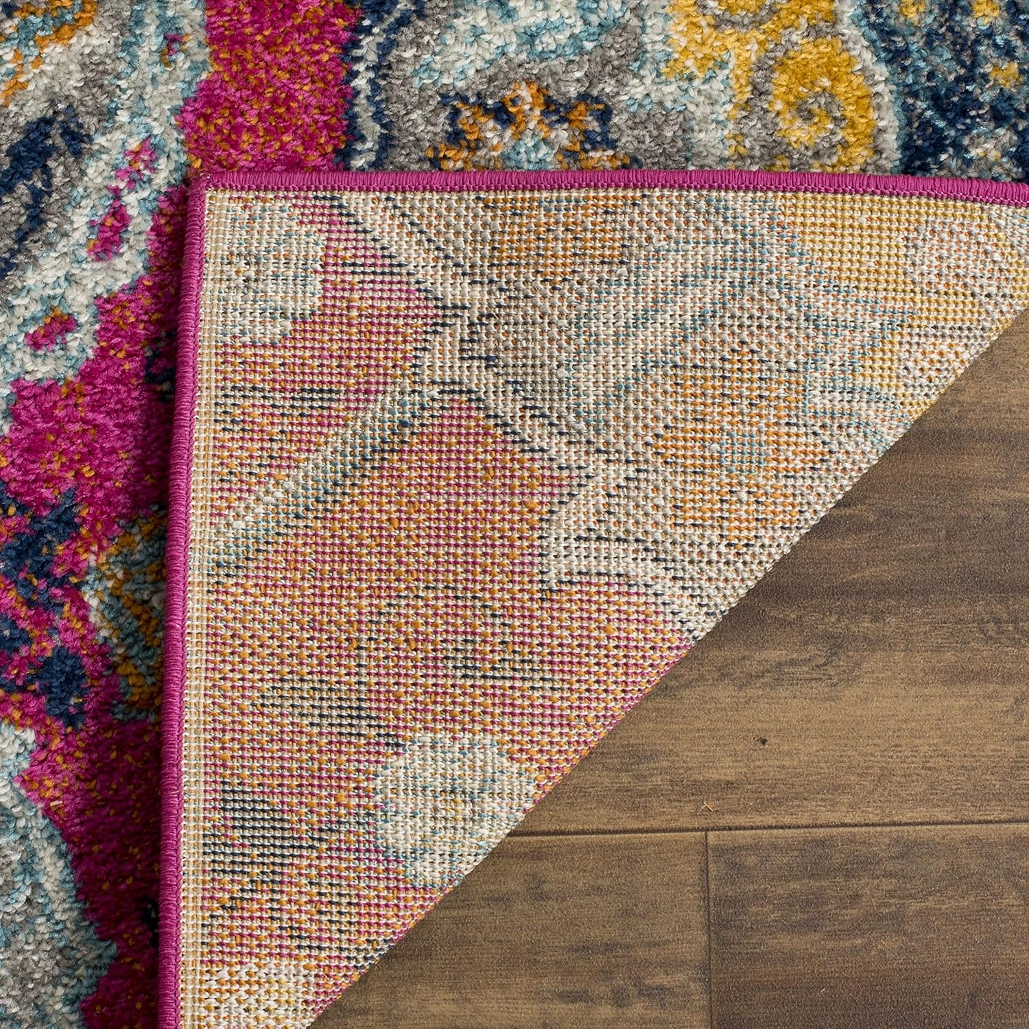 SAFAVIEH Madison Collection Runner Rug - 2'3" x 6', Fuchsia & Gold, Boho Chic Glam Paisley Design, Non-Shedding & Easy Care, Ideal for High Traffic Areas in Living Room, Bedroom (MAD600A)
