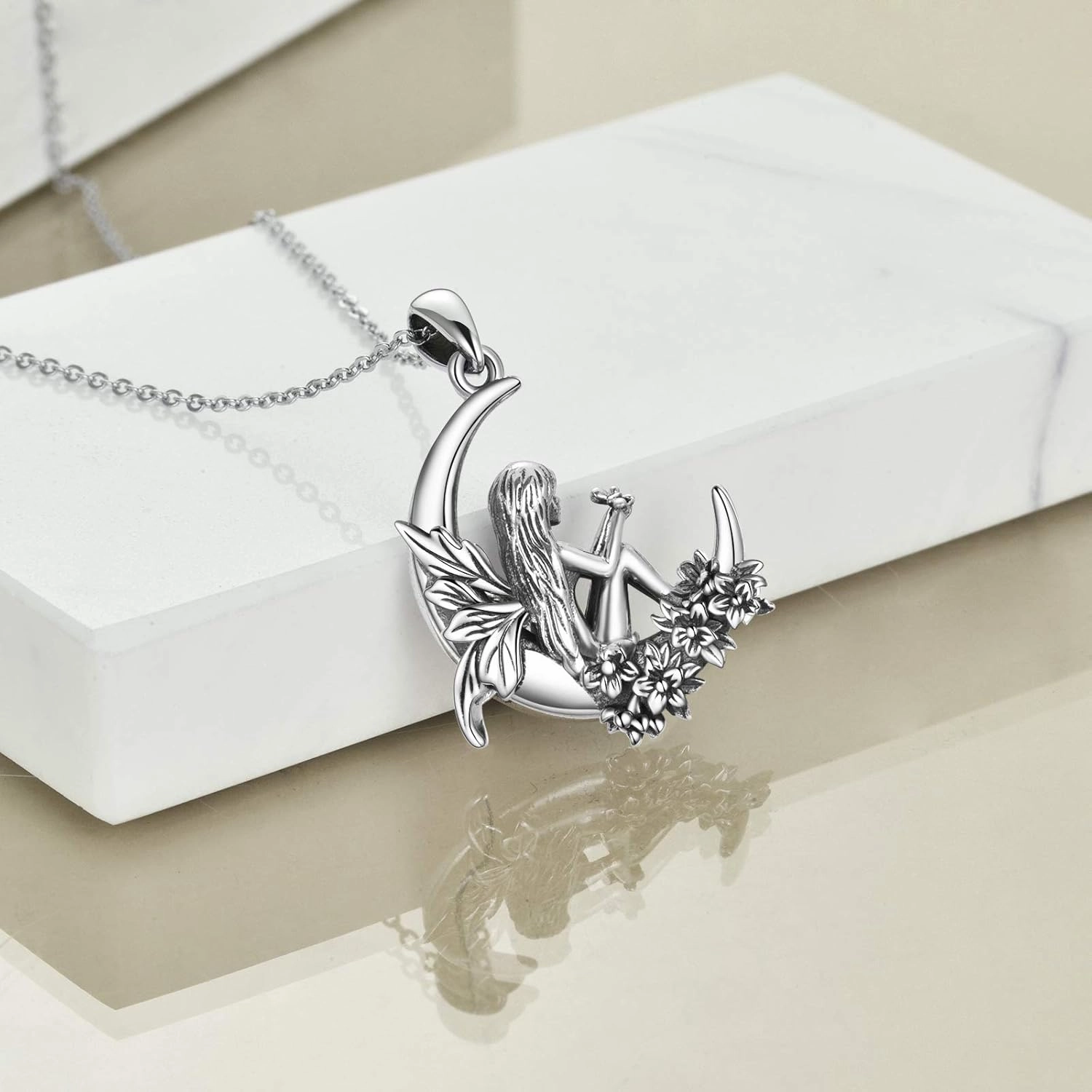 Sterling Silver Cute Animal Pendant Necklace Fox/Snake/Unicorn/Owl on Moon/Rabbit/Horse Necklace Jewelry Gifts for Women Mom Sister
