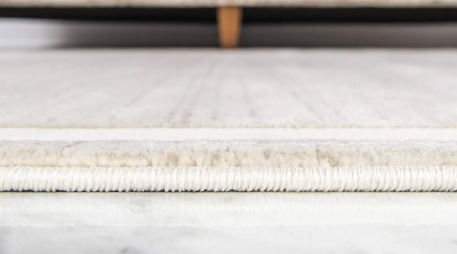 Unique Loom Jill Zarin Uptown Collection Area Rug - Lenox Hill (2' 2' x 6' 1' Runner, Beige/ Ivory)