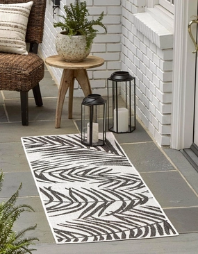 Unique Loom Outdoor Botanical Collection Area Rug - Palm (2' x 6' 1" Runner, Charcoal Ivory/ Gray)